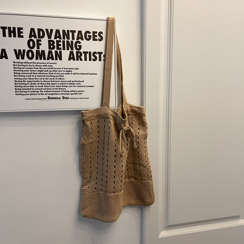 Knitted Hollowed-out Drawstring Handbag With One Shoulder