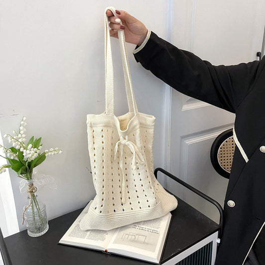 Knitted Hollowed-out Drawstring Handbag With One Shoulder