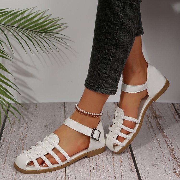 Women's Flat-heeled Closed-toe Hollow Retro Woven Fisherman Sandals